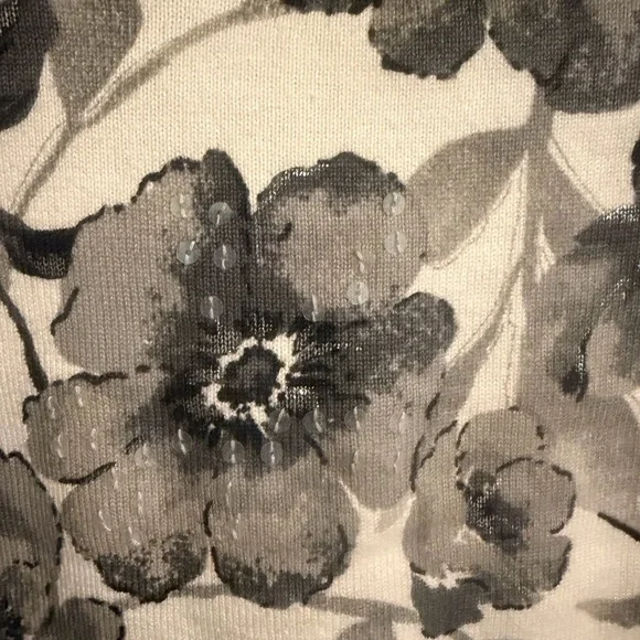Alfred Dunner Gray Floral Embellished/ sequined long sleeve Sweater PL - Picture 2 of 8
